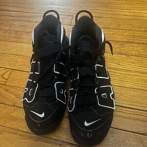Nike Air Tempo -Black and White Athletic Shoes